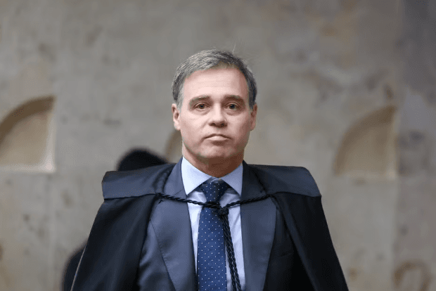André Mendonça convoca reunião com a PF um dia após assumir relatoria do caso Master