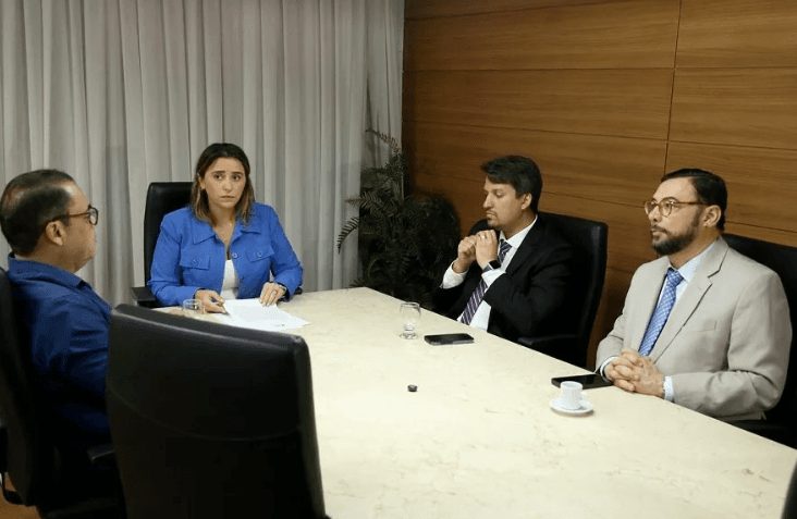 Comissão emite parecer contrário à cassação da vereadora Brisa Bracchi por 2 votos a 1; plenário da Câmara decide em março
