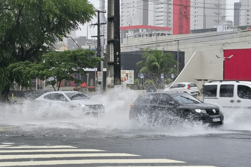 Nos primeiros 11 dias do mês, volume de chuvas em Natal já supera média de fevereiro