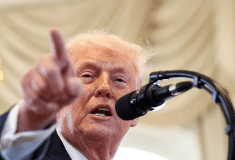 Trump aumenta tarifa global de 10% para 15% após decisão da Suprema Corte dos EUA