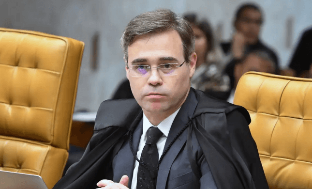 Mendonça manda PF trocar peritos definidos por Toffoli no caso Master