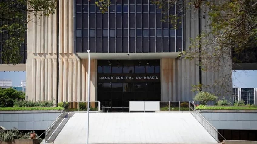 Banco Central recebeu Master 41 vezes em 2025 sob Galípolo