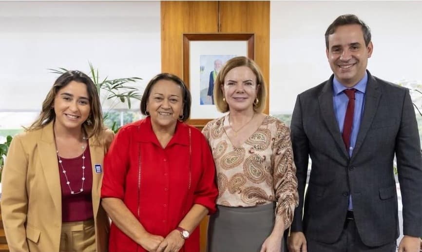 Fátima permanece no governo e PT articula Samanda Alves para o Senado