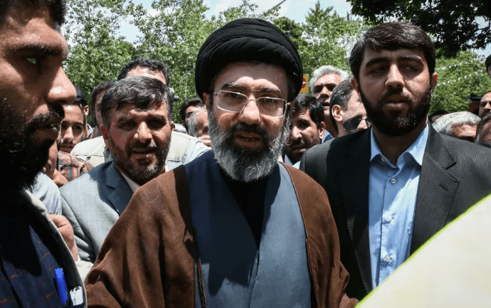 Mojtaba Khamenei, filho de Ali Khamenei, é escolhido líder supremo do Irã