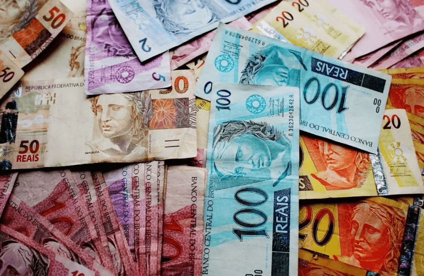 Brasil pode economizar R$ 186,4 bilhões em 10 anos com regras mais rígidas de supersalários