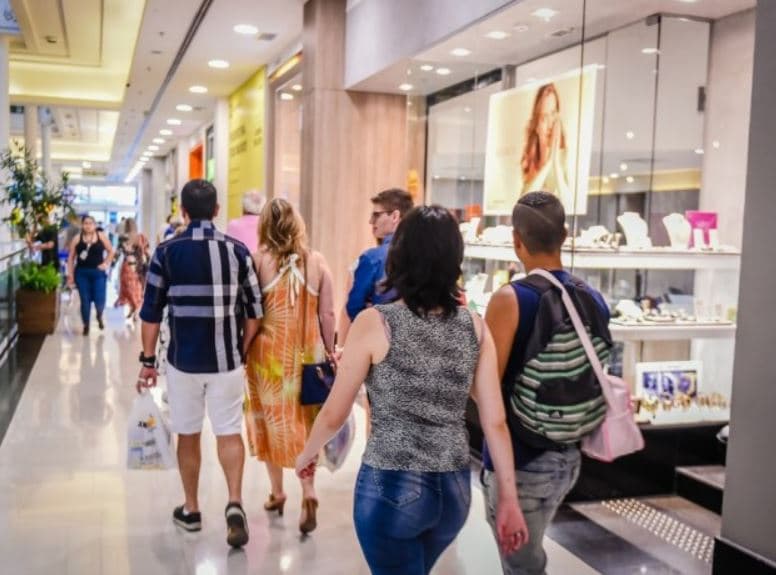 Comércio terá funcionamento alterado em Natal nesta Sexta-feira Santa; confira os horários