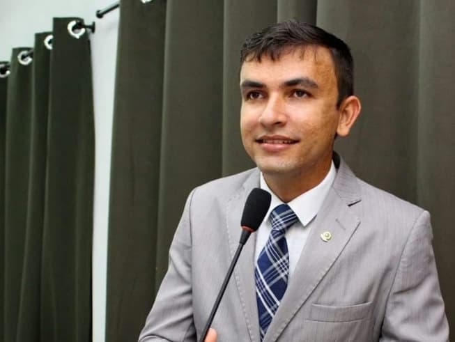 REVIRAVOLTA: Em mais uma ação, TRE/RN afasta cassação do prefeito de Lajes, Felipe Menezes