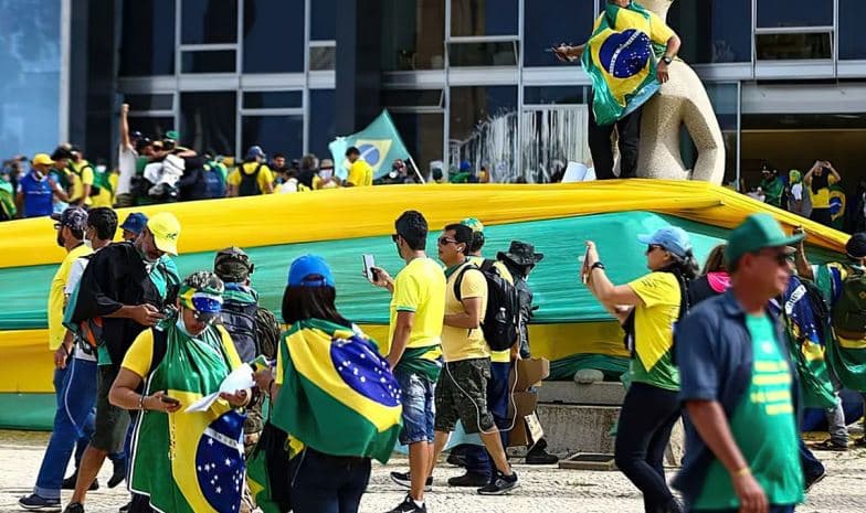 STF condena a 14 anos de prisão empresário que doou R$ 500 para 8 de Janeiro