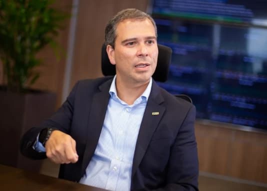 PF prende ex-presidente do BRB, Paulo Henrique Costa, em operação do caso Master