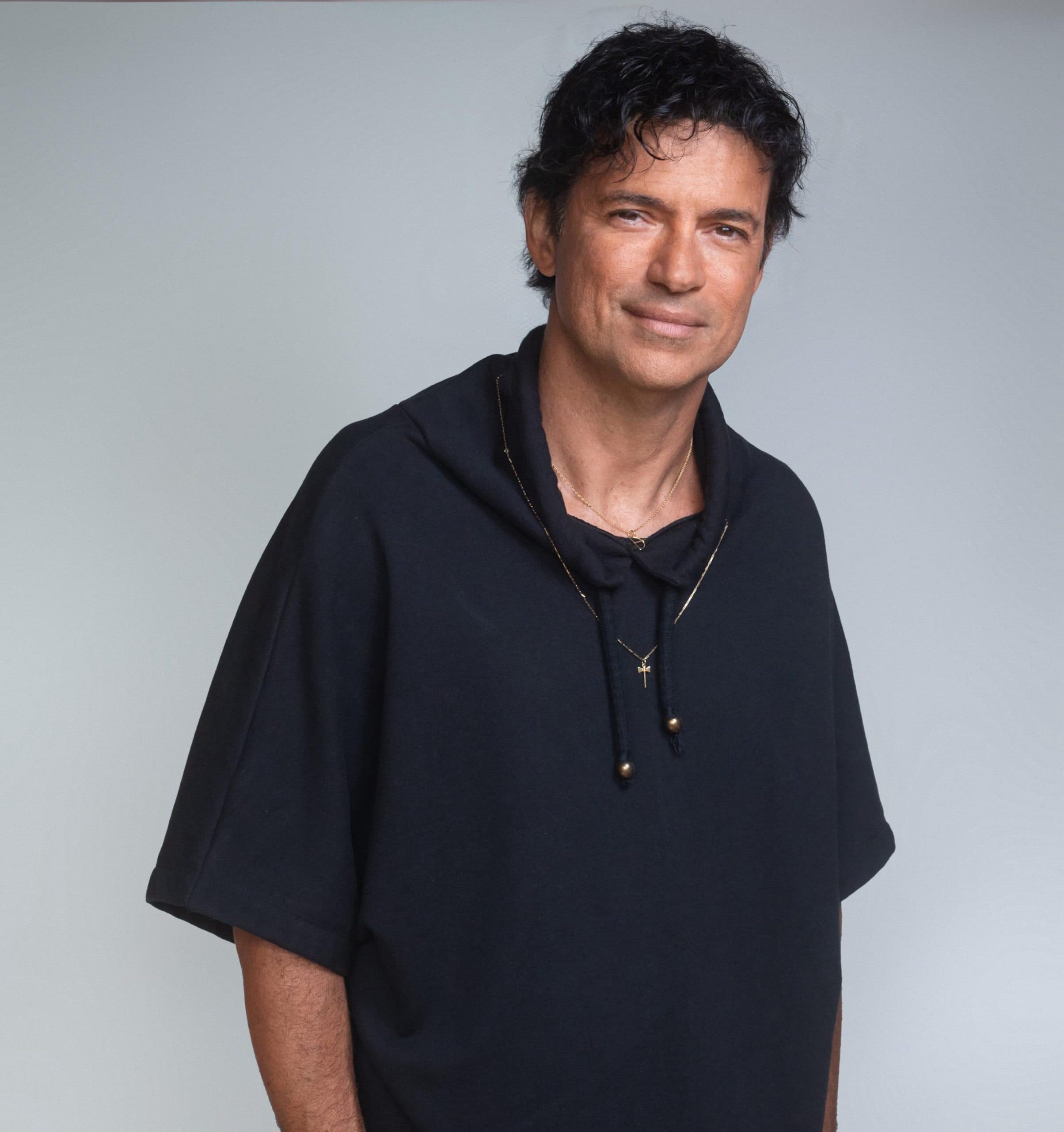 Jorge Vercillo apresenta turnê "JV30 Parte II - Mais um final feliz" em Natal