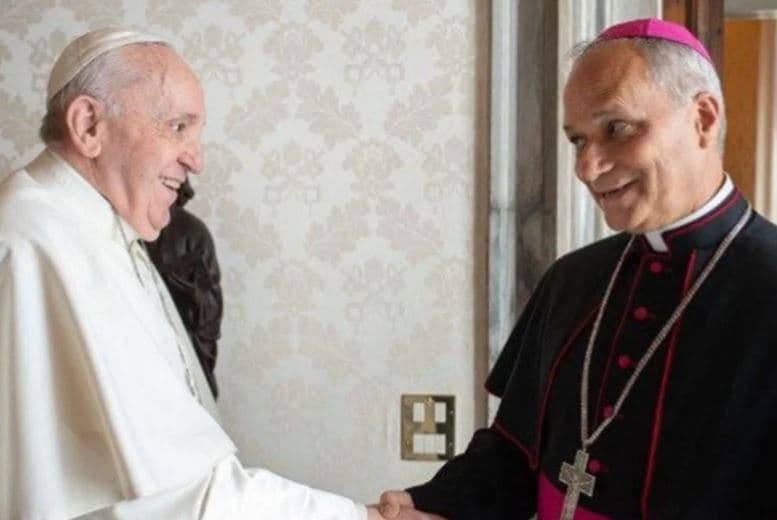 Papa Leão XIV cita Francisco em 1ª missa de Páscoa sem o antecessor