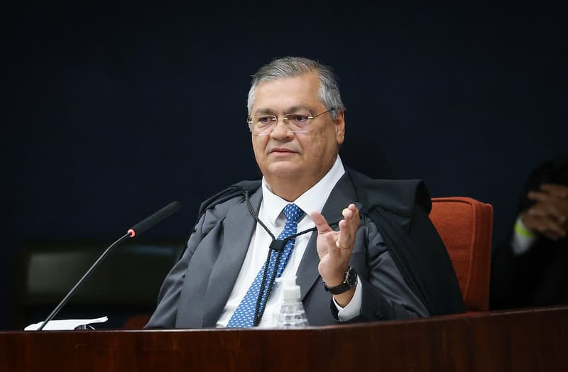 Dino defende penas mais duras para corrupção de juízes, afastamento imediato e tipo penal para quem dificultar investigação