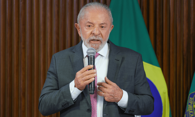 URGENTE: Lula anuncia o fim da “taxa das blusinhas”