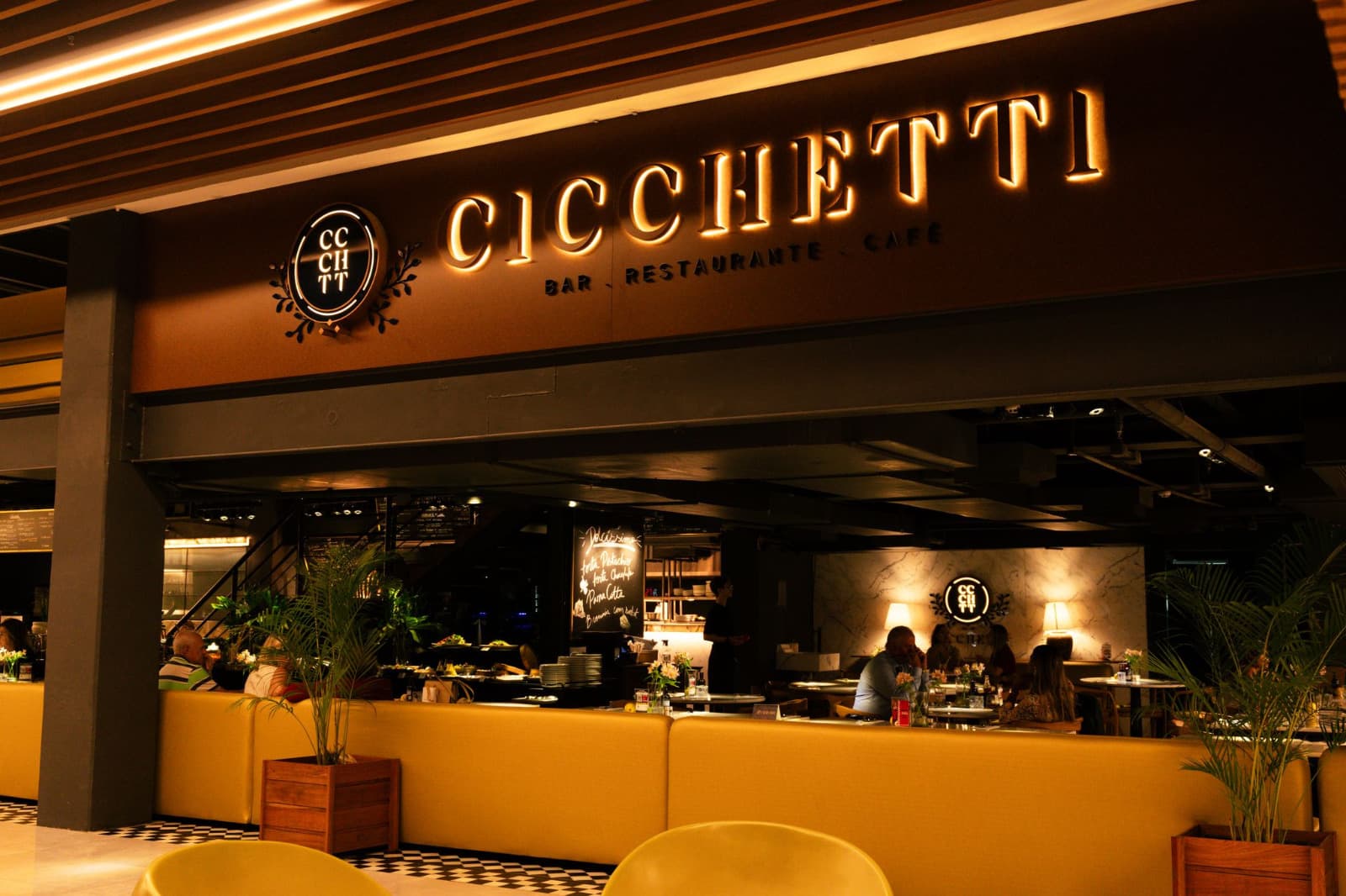 Cicchetti Midway aposta em menu especial, rolha free e música ao vivo no Dia das Mães