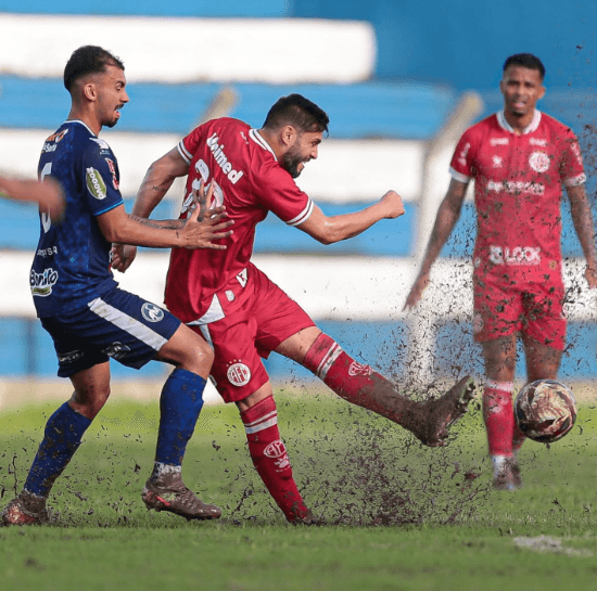 SÉRIE D: América segura 0 a 0 contra o Maguary-PE fora de casa; alvirrubro teve dois jogadores expulsos