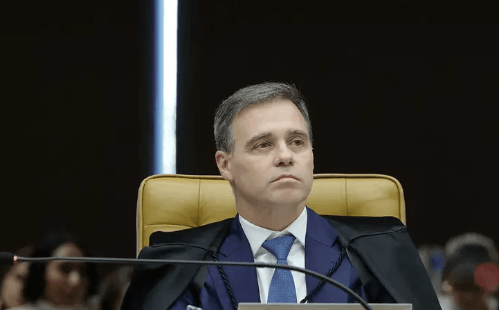 Mendonça defende lei que permite pais vetarem participação dos filhos em atividades escolares sobre identidade de gênero e orientação sexual