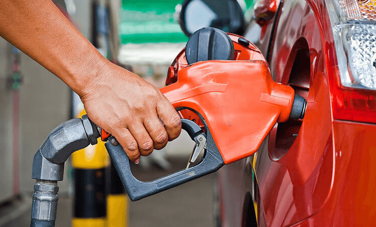 Governo Federal assina Medida Provisória para tentar conter alta no preço da gasolina