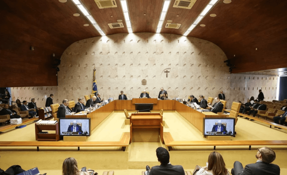 PT, PCdoB e PV acionam STF contra Lei da Dosimetria, que beneficia Bolsonaro