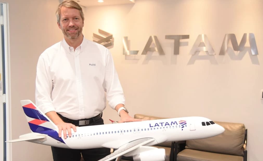 Fim da escala 6×1 pode deixar o Brasil sem voos internacionais, alerta CEO da LATAM Airlines Brasil