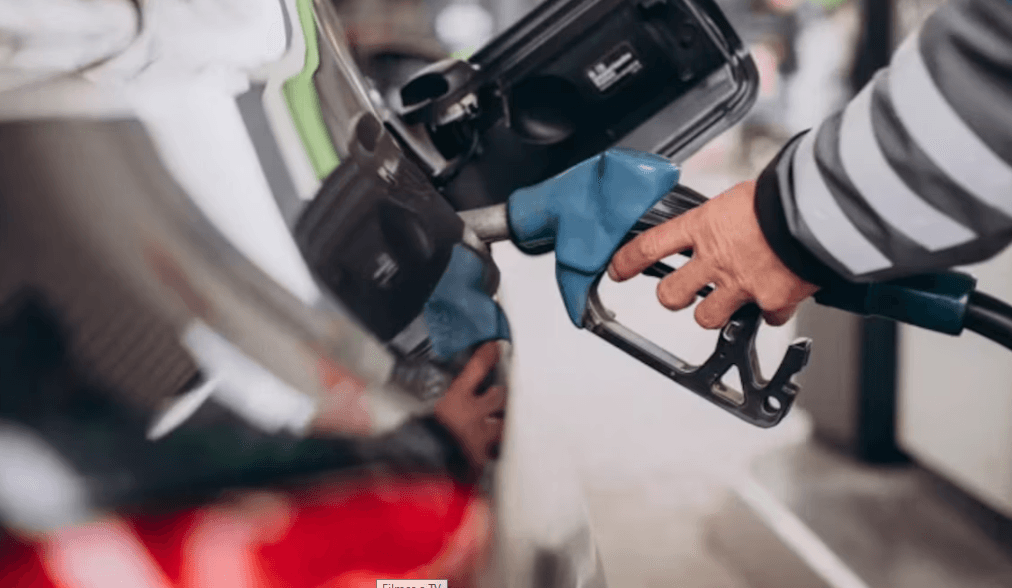 Diesel terá subsídio de R$ 1,12 por litro para produtores e importadores até dezembro, decide governo federal