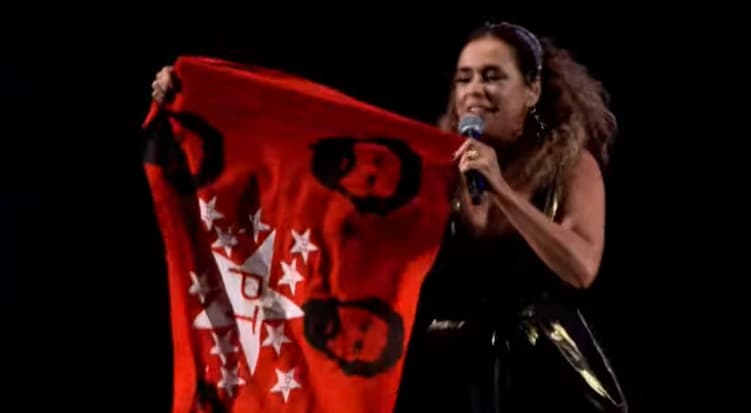 R$ 100 mil de cachê em evento com verba pública levam Daniela Mercury ao banco dos réus