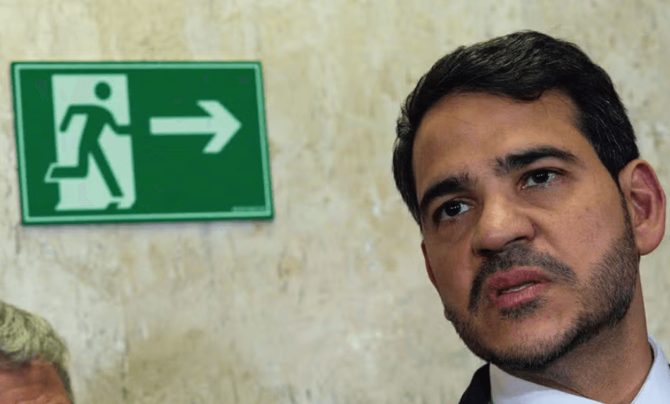 Messias diz a Lula que deixará AGU após ter indicação ao STF rejeitada no Senado