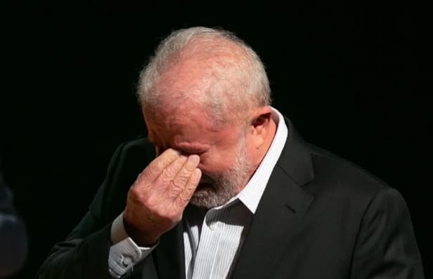 MAIORIA DESAPROVA: Pesquisa mostra governo Lula com 50% de avaliação negativa