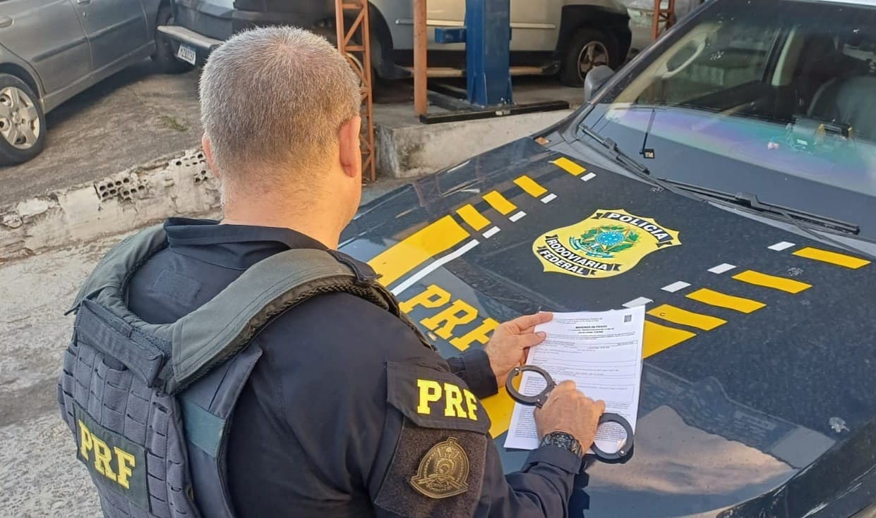 Condenado por matar o próprio filho de 19 anos é capturado pela PRF na BR-304