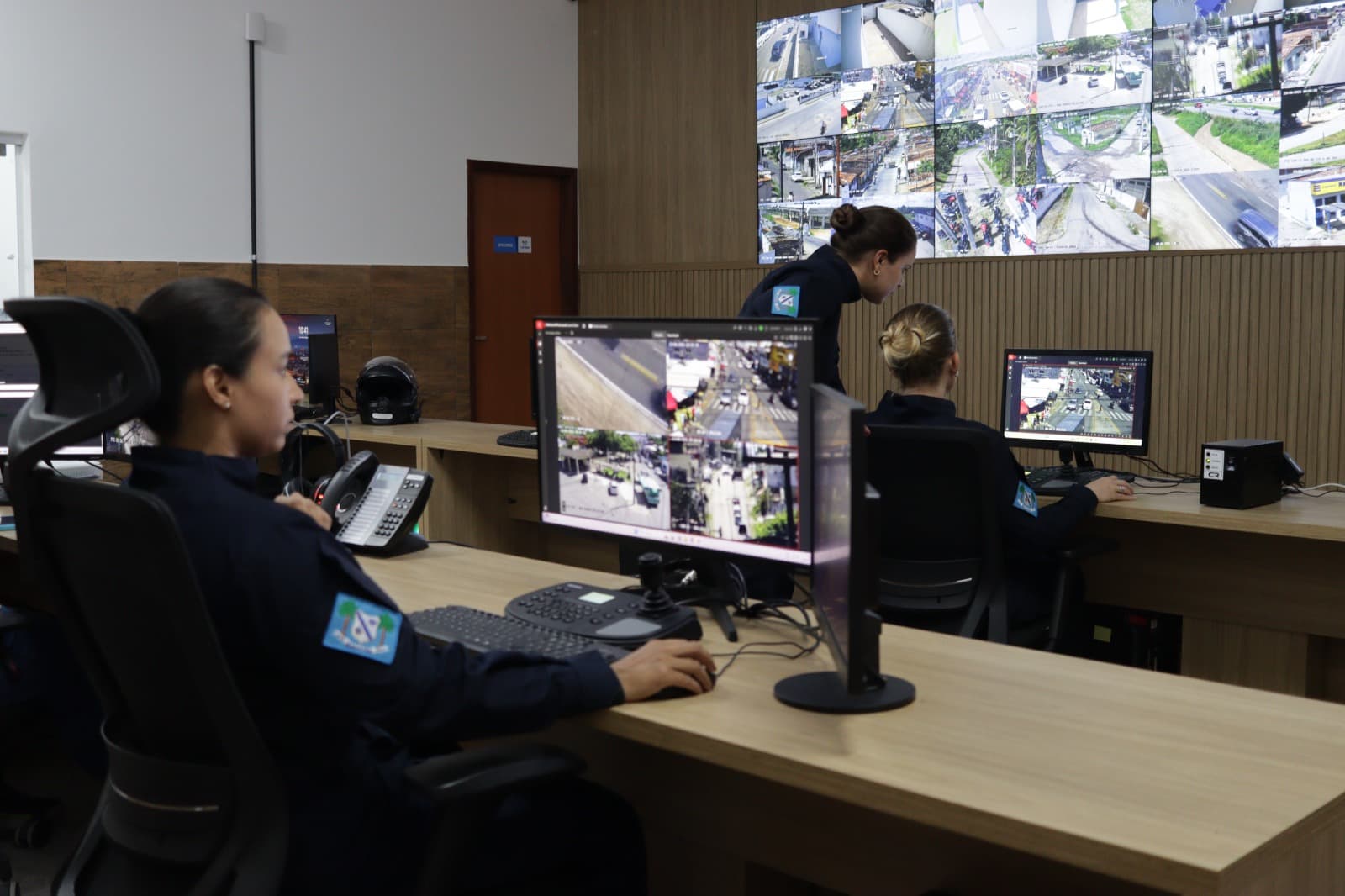 Guardas municipais de Macaíba começam a operar sistema de videomonitoramento do COISP