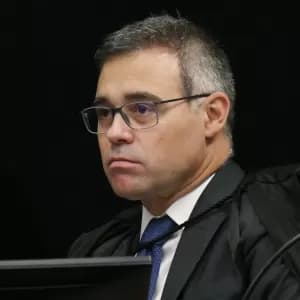 Mendonça manda remover vídeo do deputado Sóstenes Cavalcante que associava PT com PCC e CV