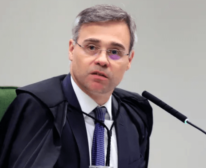 Mendonça rejeitou delação seletiva, que pouparia ministros do STF, proposta por advogado que deixou a defesa Vorcaro