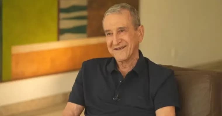 Parreira é internado, mas hospital mantém sigilo sobre estado de saúde do ex-técnico