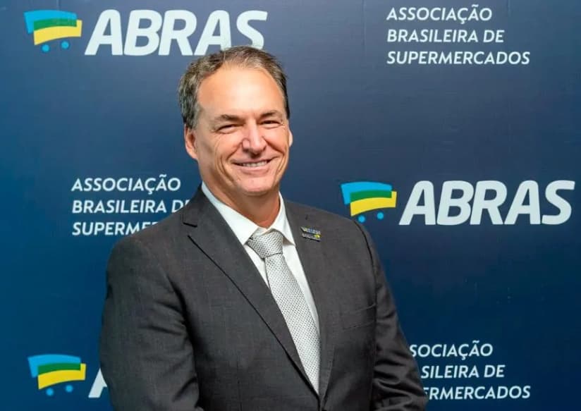 FIM DA ESCALA 6×1: mudança para 5×2 pode ser inviável para pequenas empresas, diz presidente da Abras