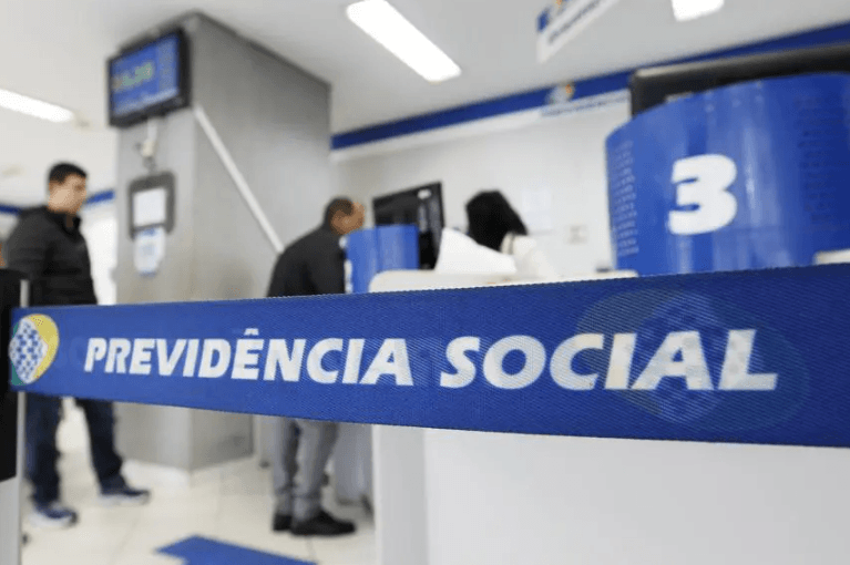 Brasileiros se aposentam, em média, aos 57 anos, idade abaixo da mínima imposta pela Reforma da Previdência