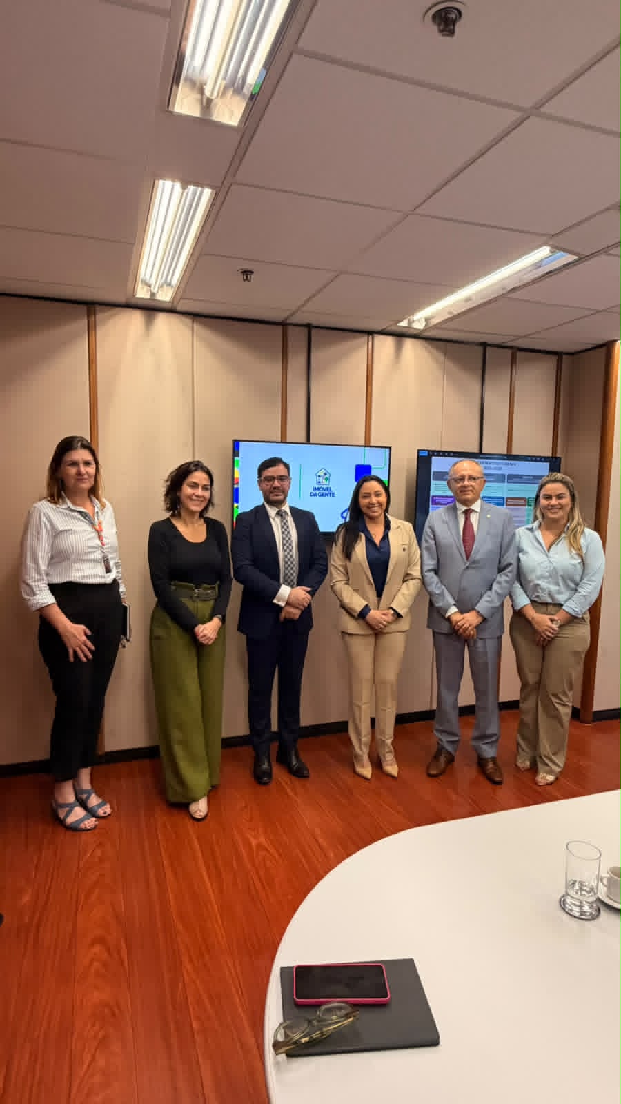 De Brasília, Prefeita Aize Bezerra inicia articulação para garantir escrituras de milhares de imóveis em João Câmara