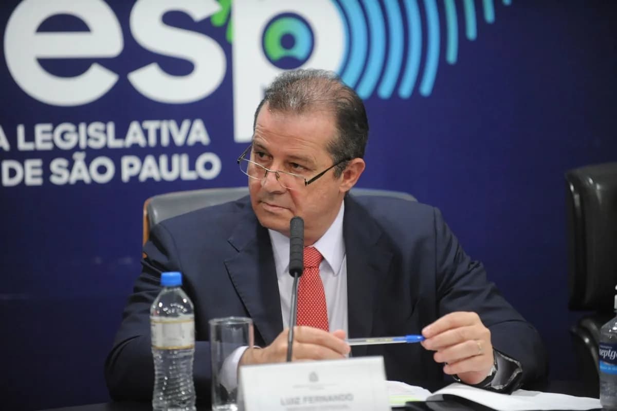 R$ 409 MIL: Deputado do PT usa verba do gabinete para pagar aluguel de imóvel de assessora