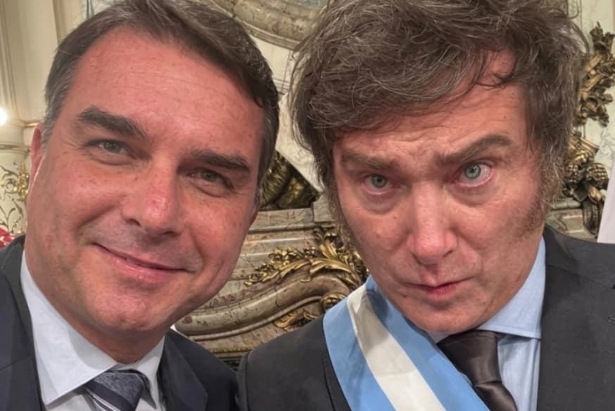 ALIANÇA INTERNACIONAL: Presidente da Argentina reforça candidatura de Flávio em convenção do PL