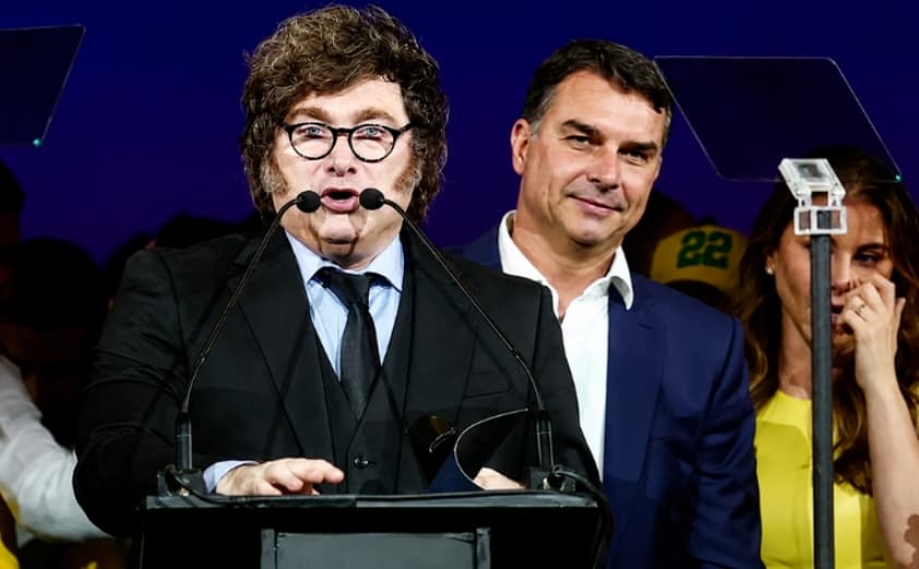 Javier Milei critica Foro de São Paulo e diz que Lula ajudou a fortalecer organização socialista, diz site
