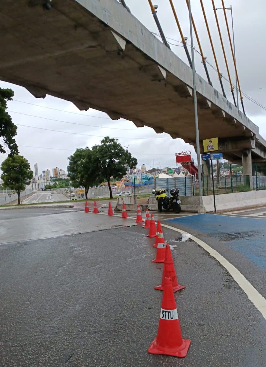 TRÂNSITO LIBERADO: túnel da Av. Jerônimo Câmara é reaberto após acidente