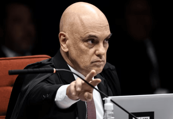Moraes proíbe visitas a Bolsonaro pelos próximos 30 dias, além de visitas com “finalidade política” ao ex-presidente até o fim das eleições