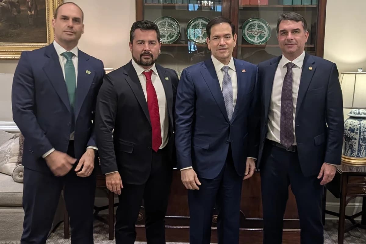 Eduardo Bolsonaro defende Rubio e diz que Lula “comemorou” tarifas