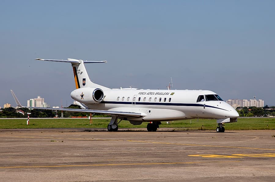 Comissão de Ética estabelece novas regras para uso de aviões da FAB por ministros em ano eleitoral