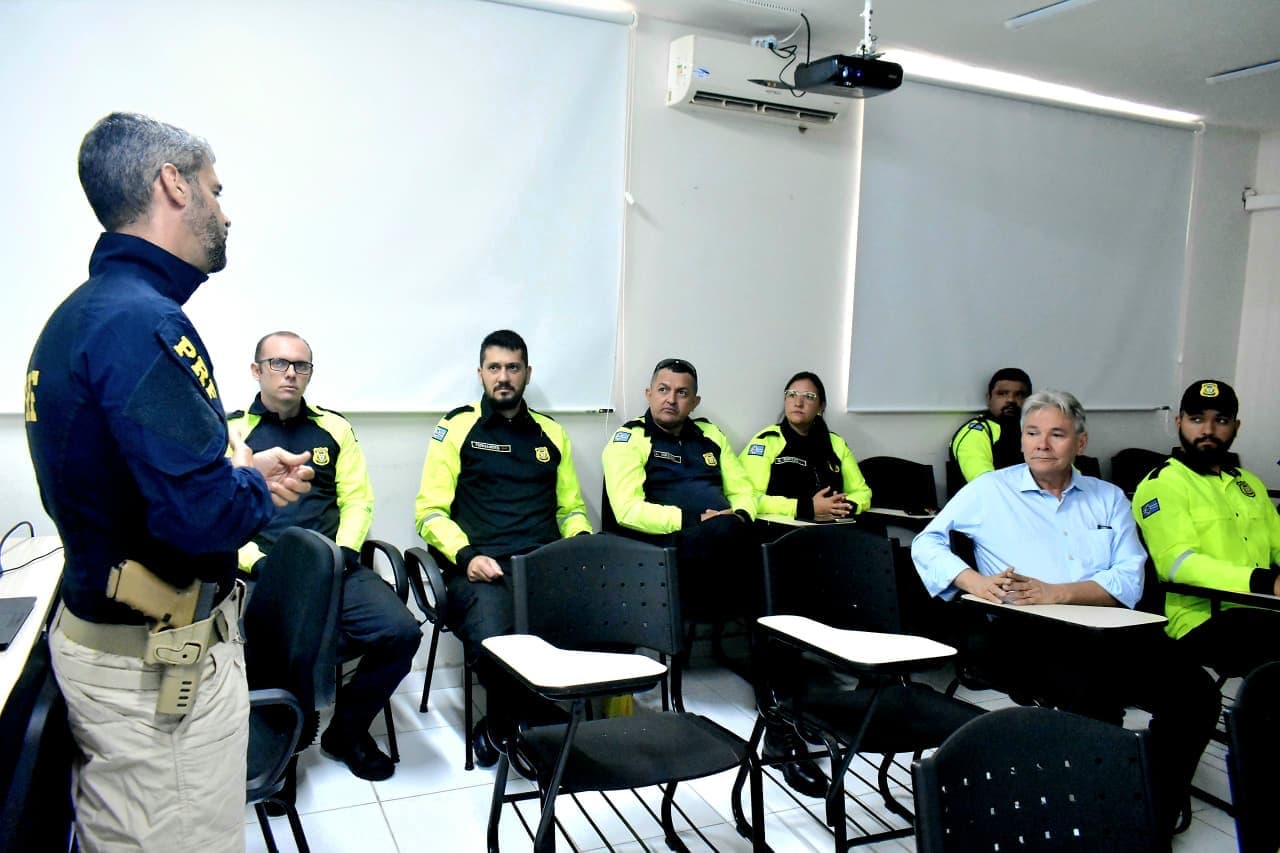 Prefeitura de São Gonçalo promove capacitação para agentes do Demutran em parceria com a PRF