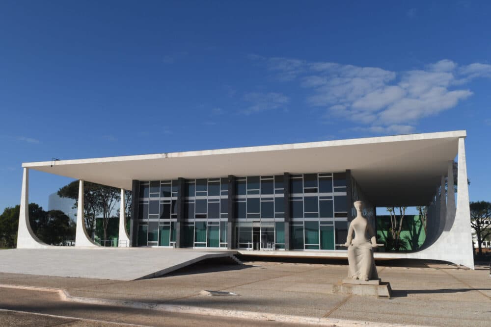 STF manda suspender verbas indenizatórias a magistrados e cita pagamento de R$ 554 mil a aposentado do TJRN