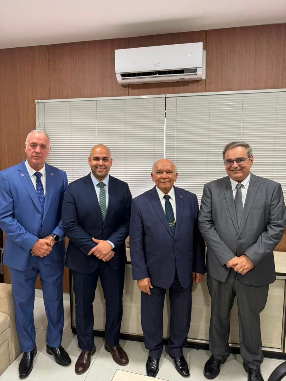 Pastor-presidente José Pedro Teixeira declara apoio a Álvaro Dias e Coronel Hélio durante congresso da Assembleia de Deus Madureira no RN