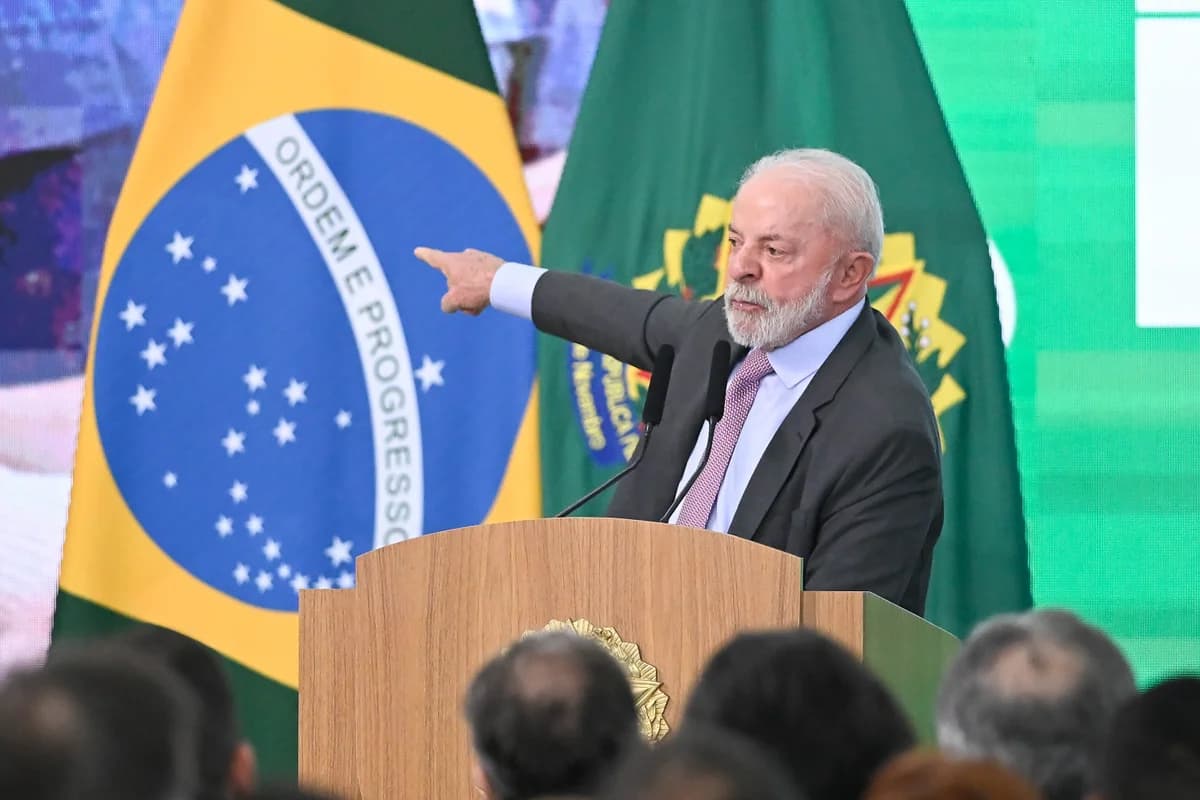 Lula indica petista para presidir comissão da MP das Blusinhas