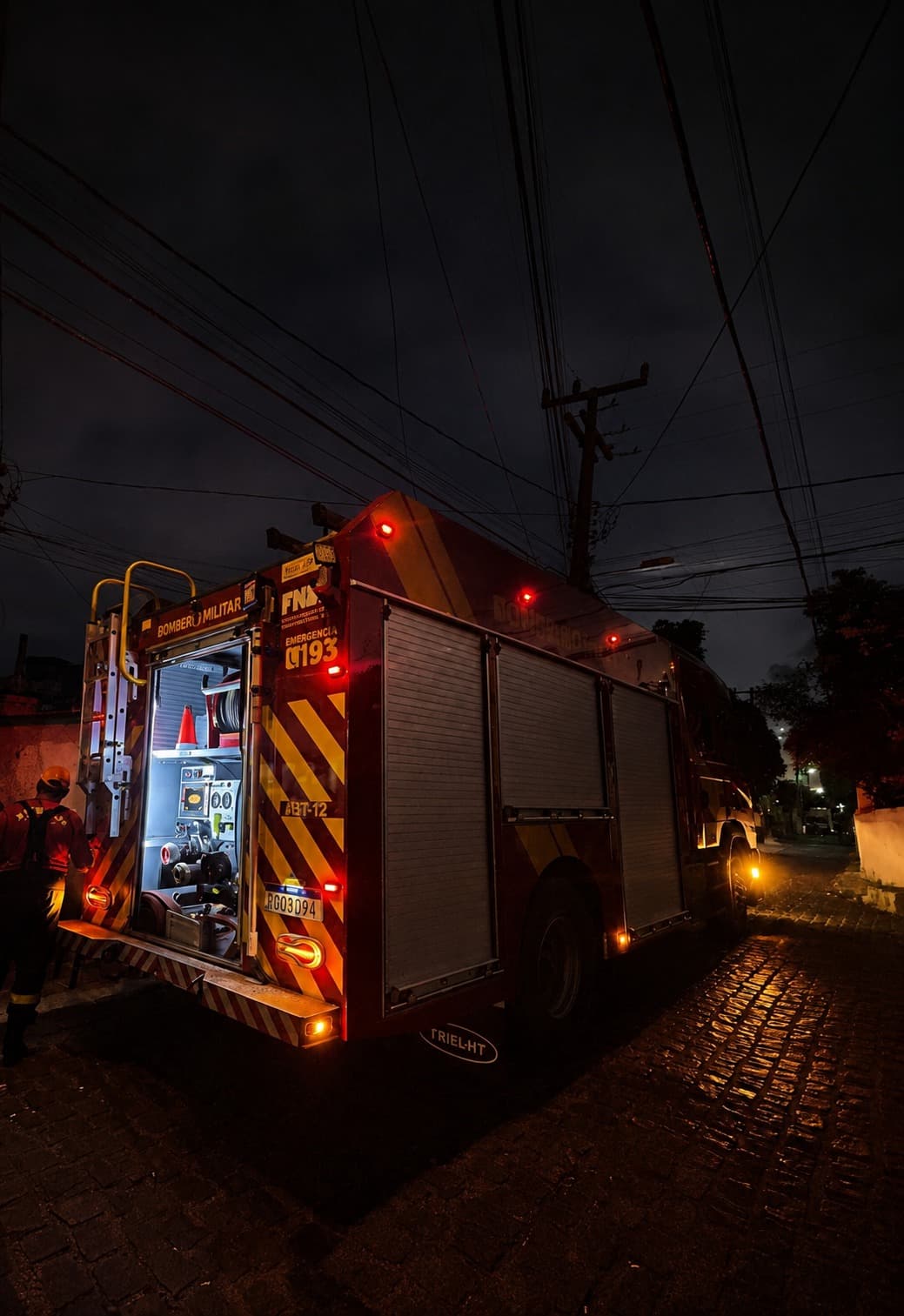 Botijão de gás provoca incêndio em residência na Zona Norte de Natal