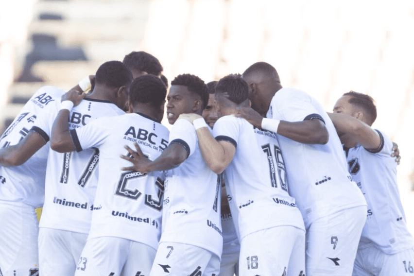 ABC perde para o Uberlândia no primeiro jogo da semifinal da Série D