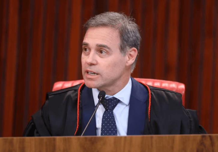 Mendonça manda PT entregar documentos do congresso da sigla e do projeto ‘Porta-Vozes de Lula'; ministro analisa acusação de uso irregular do Fundo Partidário