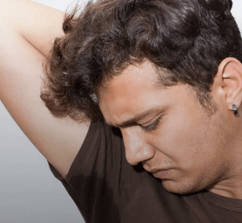 Ô LOUCO: Não tomar banho vira tendência entre homens da geração Z